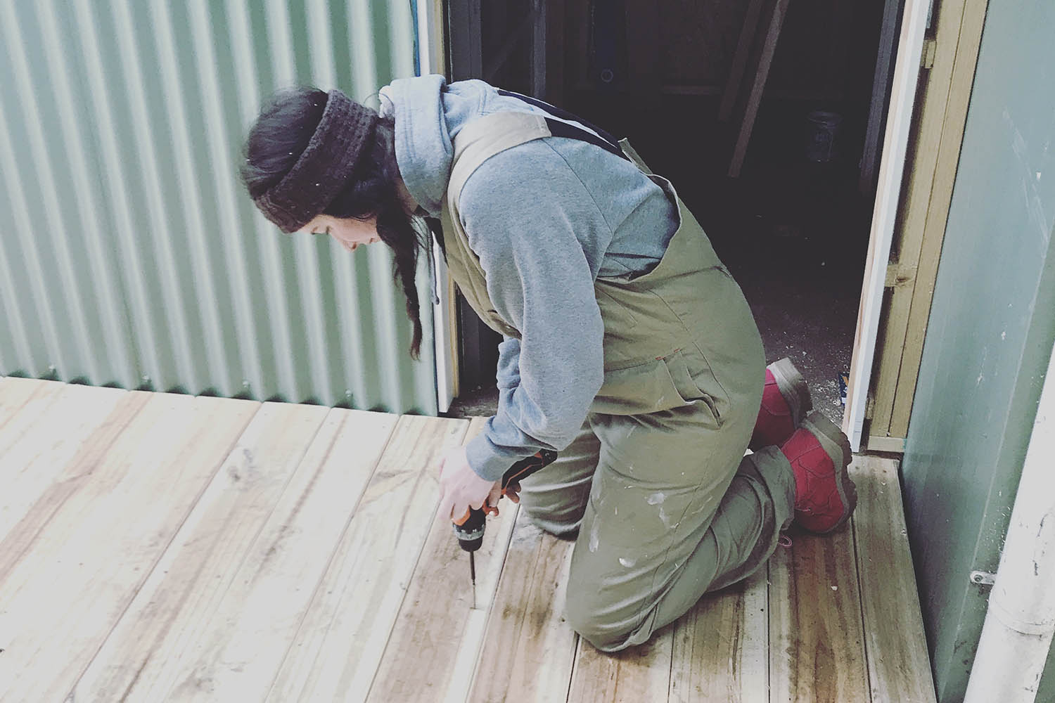 mum builds home